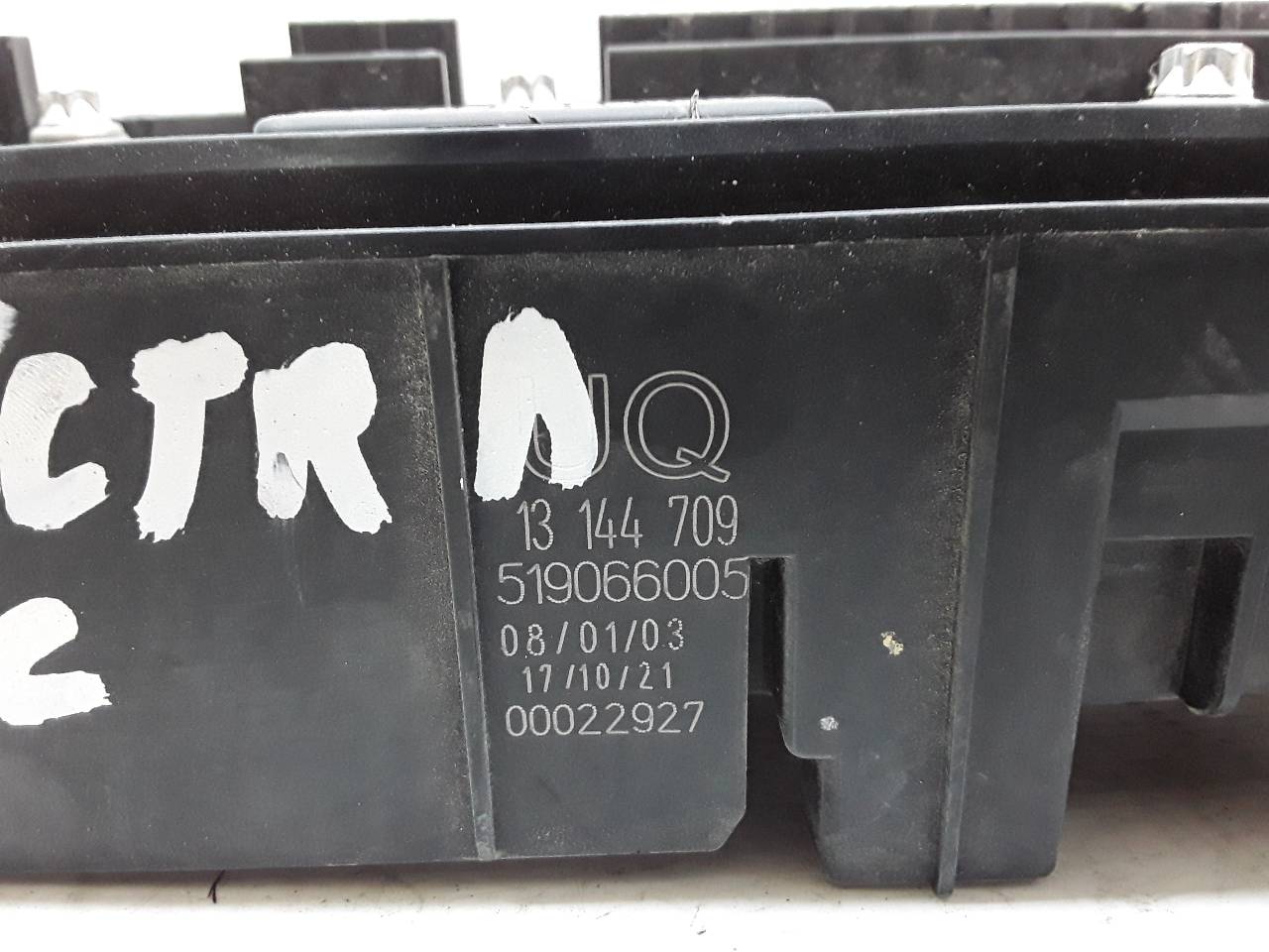 Caja reles / fusibles