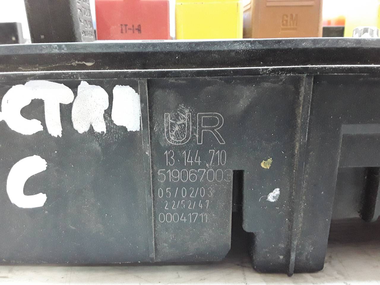 Caja reles / fusibles