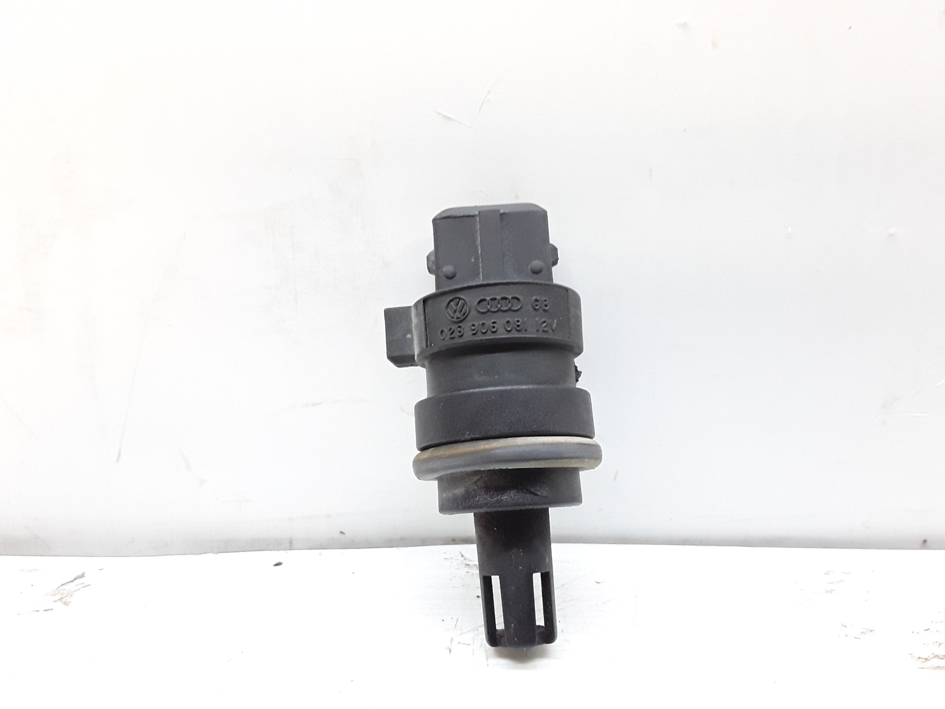 Sensor