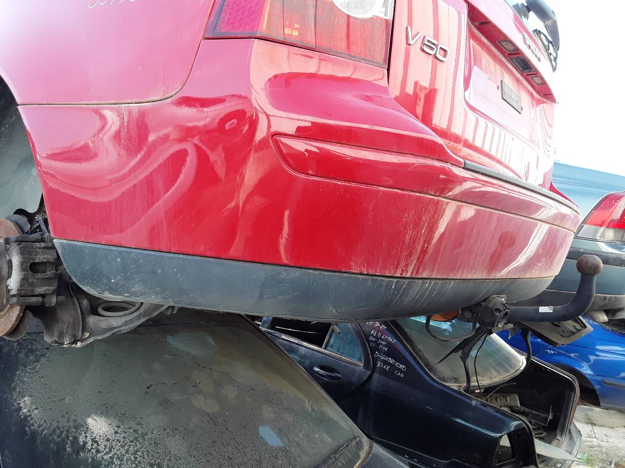 Paragolpes trasero, foto 1 de 2