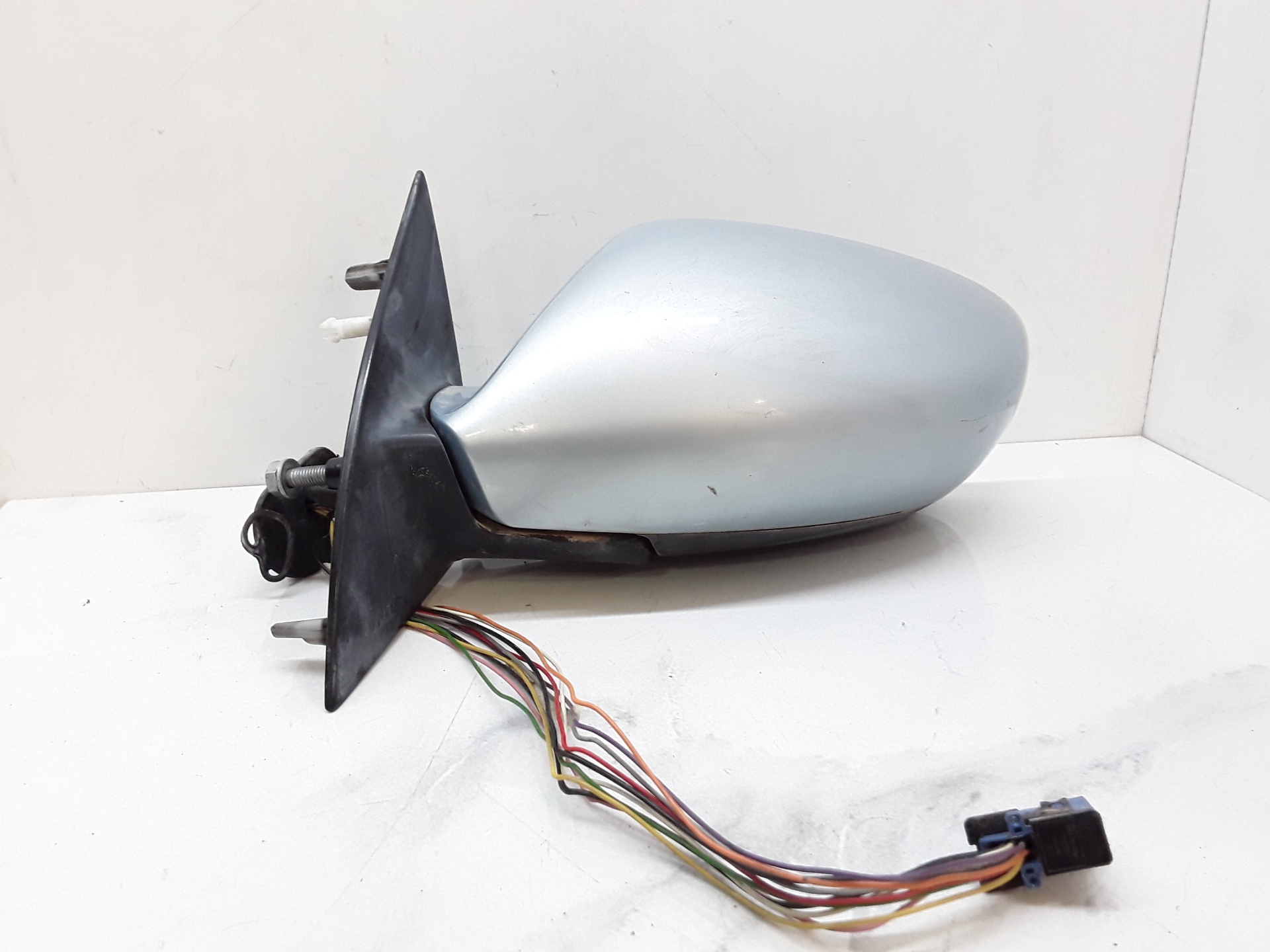 Retrovisor izquierdo