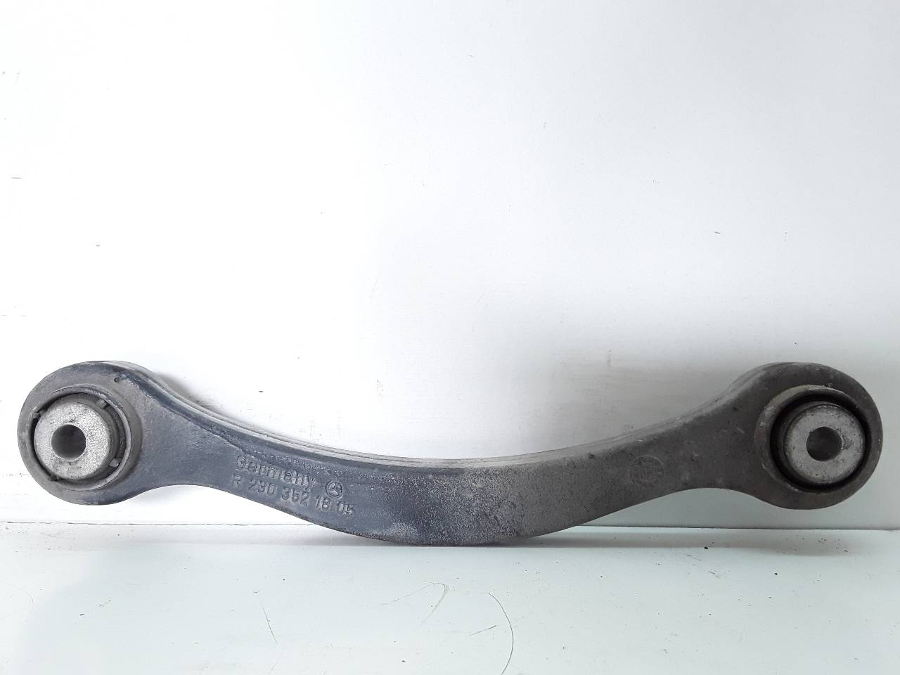 Brazo suspension superior trasero izquierdo, foto 1 de 3