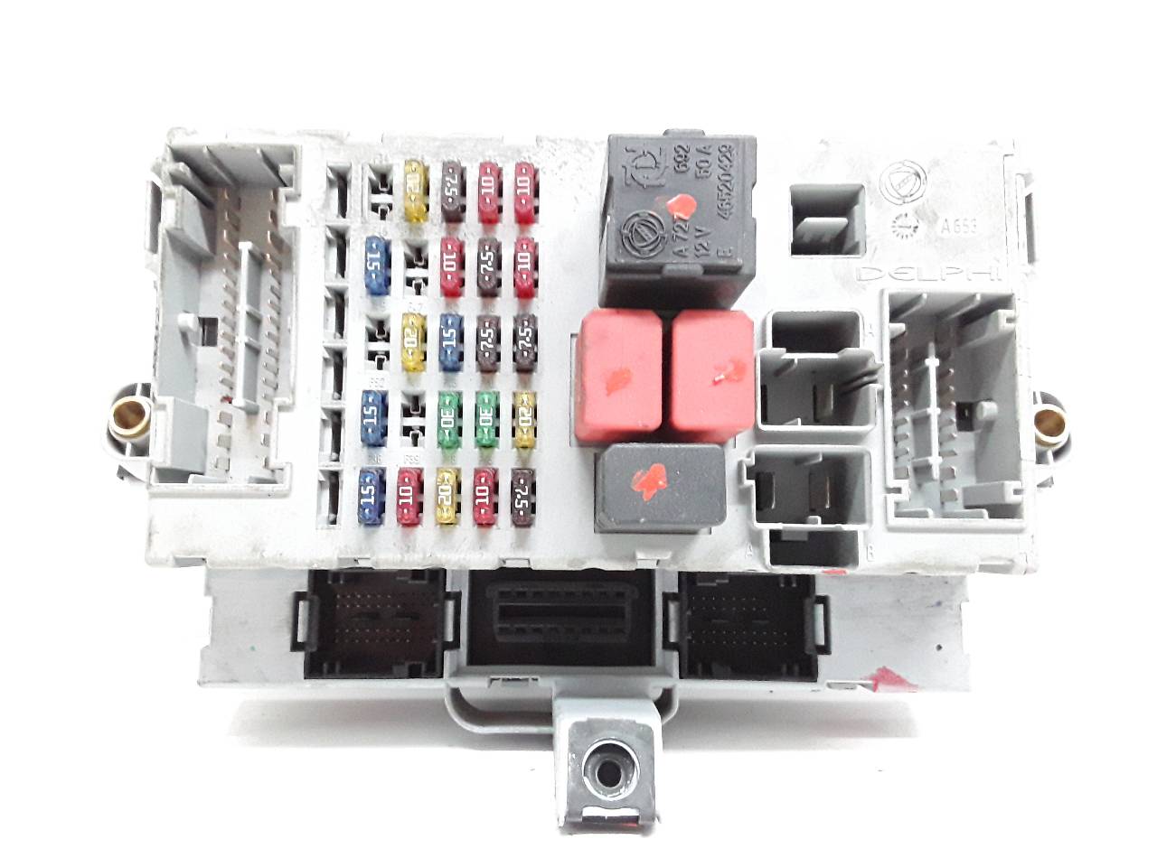 Caja reles / fusibles