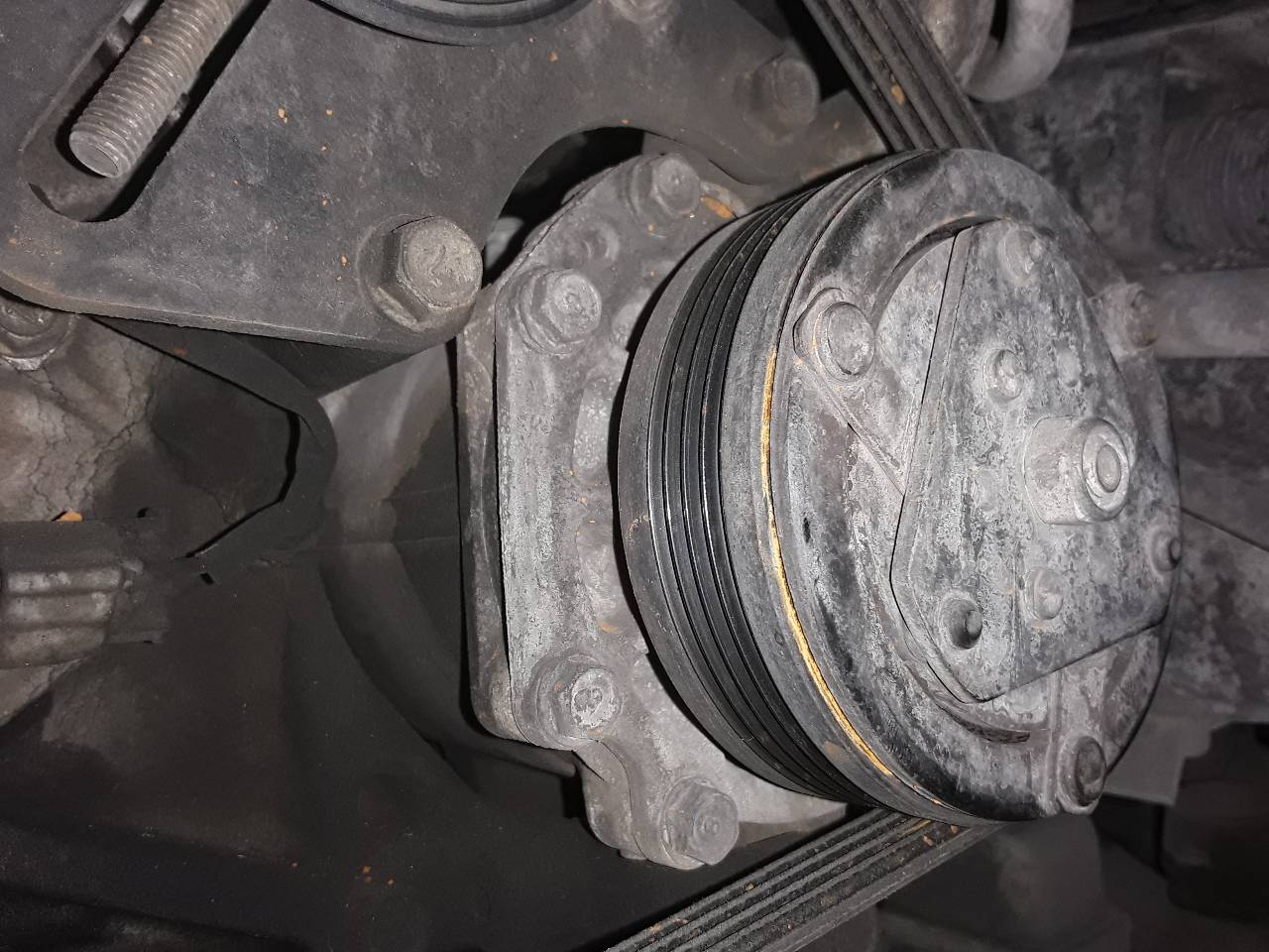 Compresor aire acondicionado, foto 1 de 3