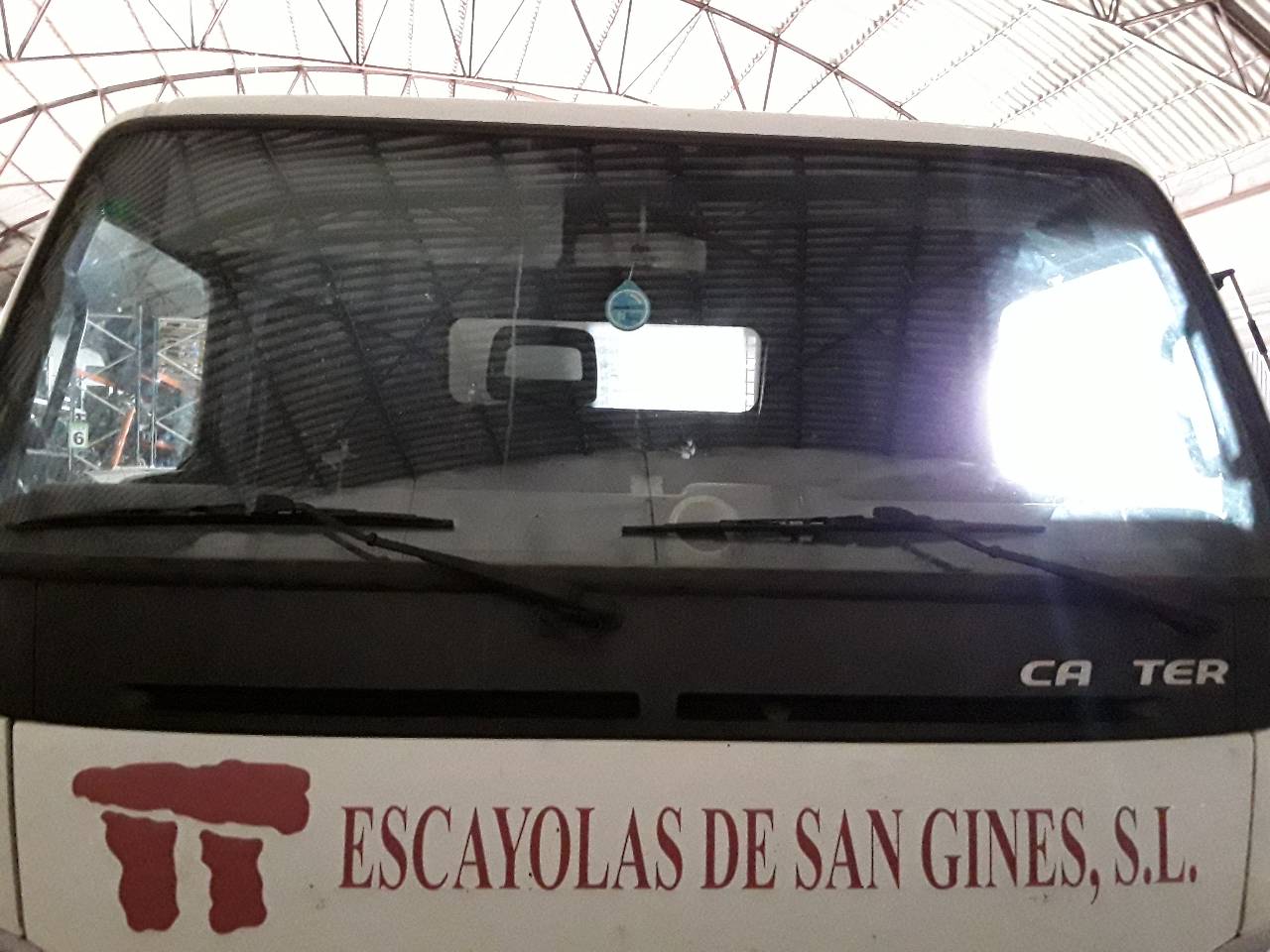 Grille avant, photo 1 sur 3