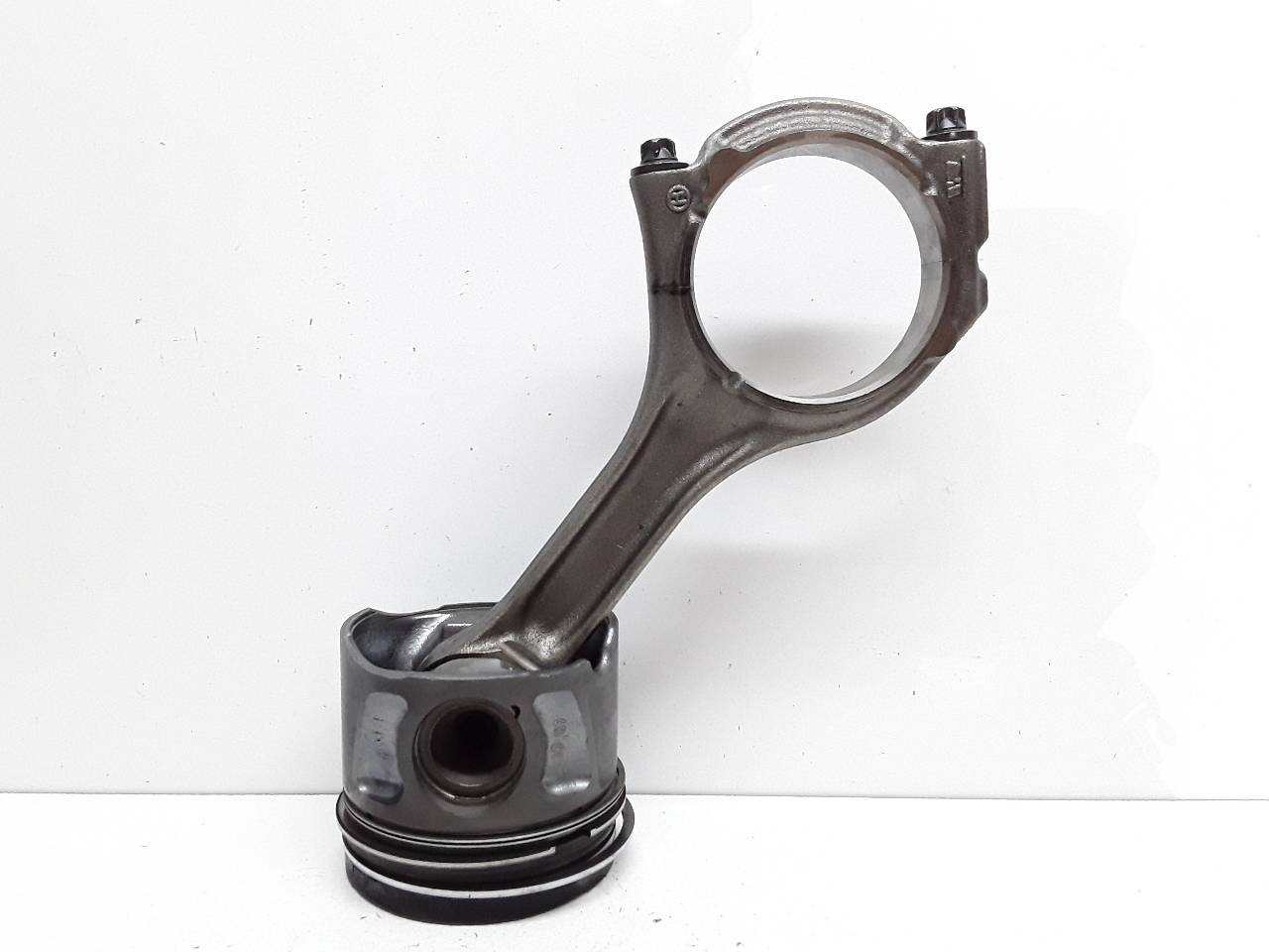 Piston