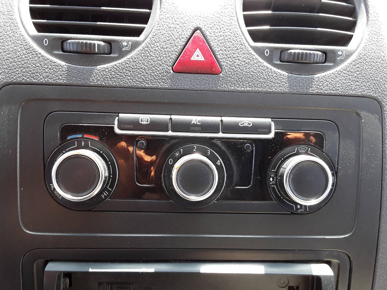 Mando calefaccion / aire acondicionado, foto 1 de 2