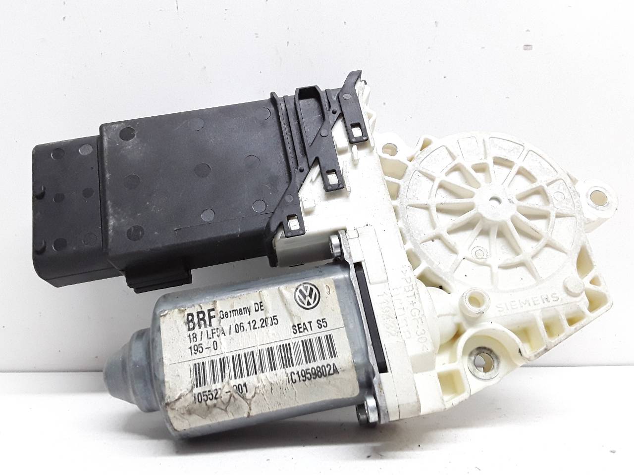 Motor elevalunas delantero derecho, foto 1 de 3