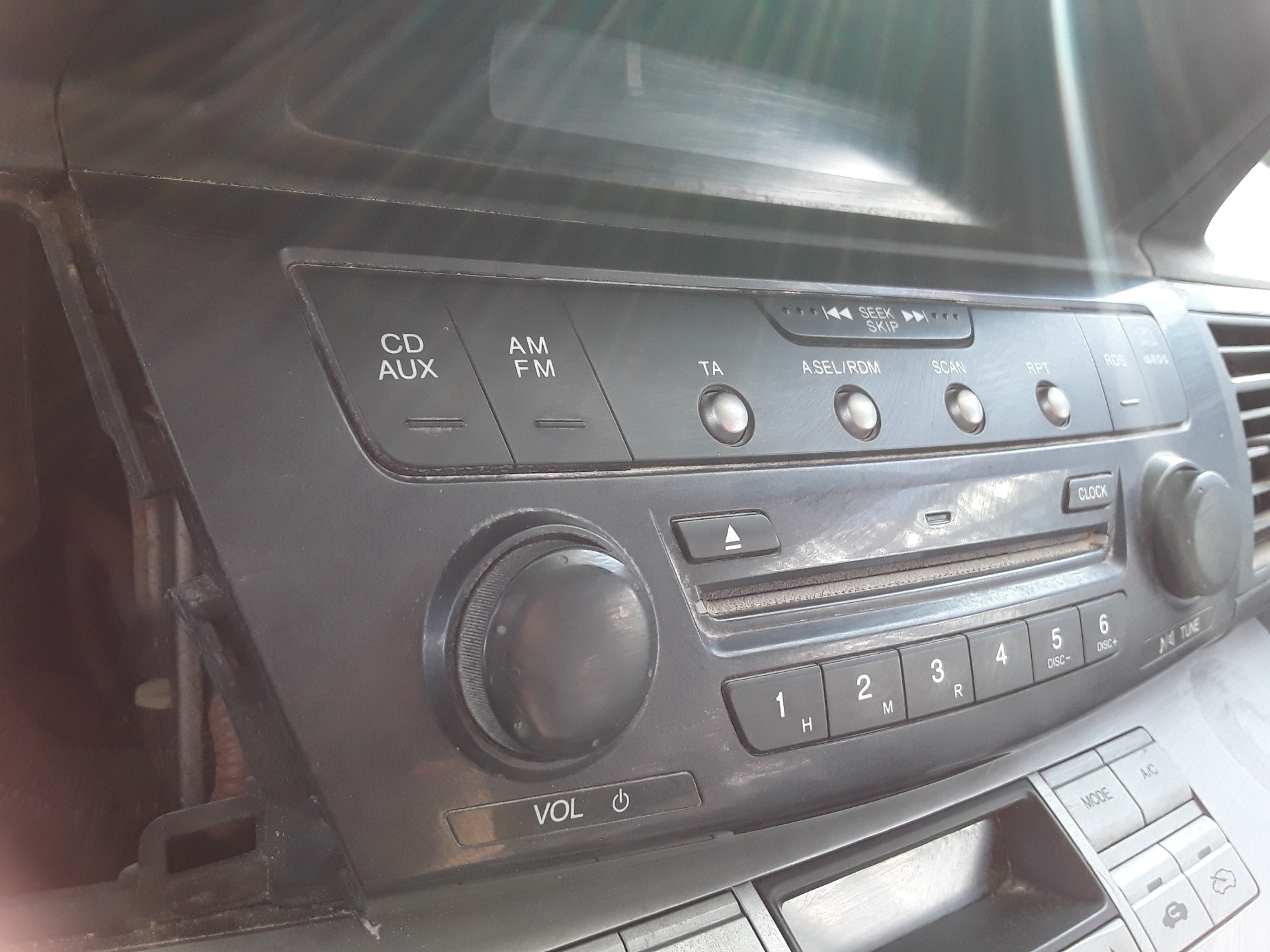 Sistema audio / radio cd, foto 1 de 2
