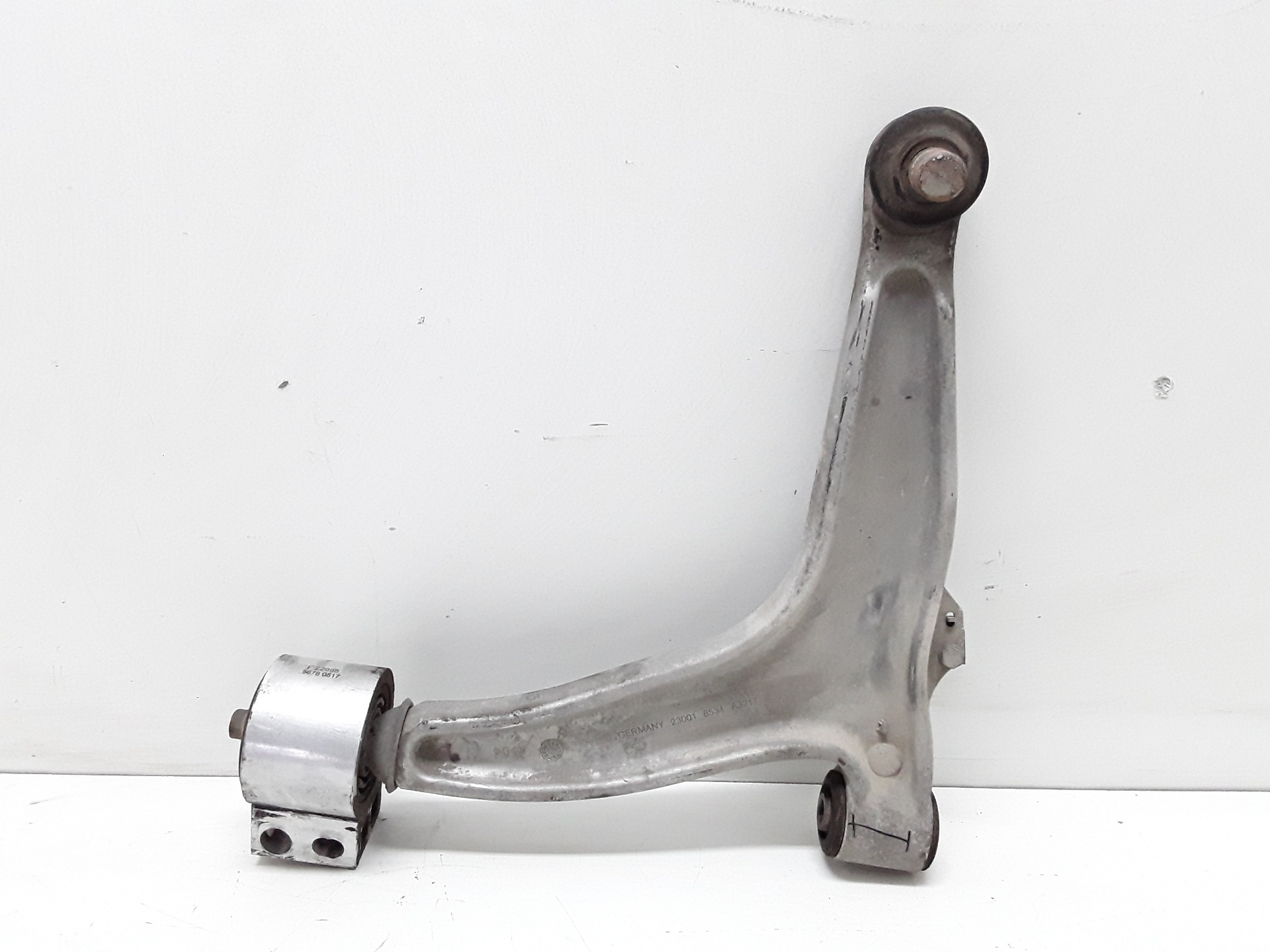 Brazo suspension inferior delantero izquierdo