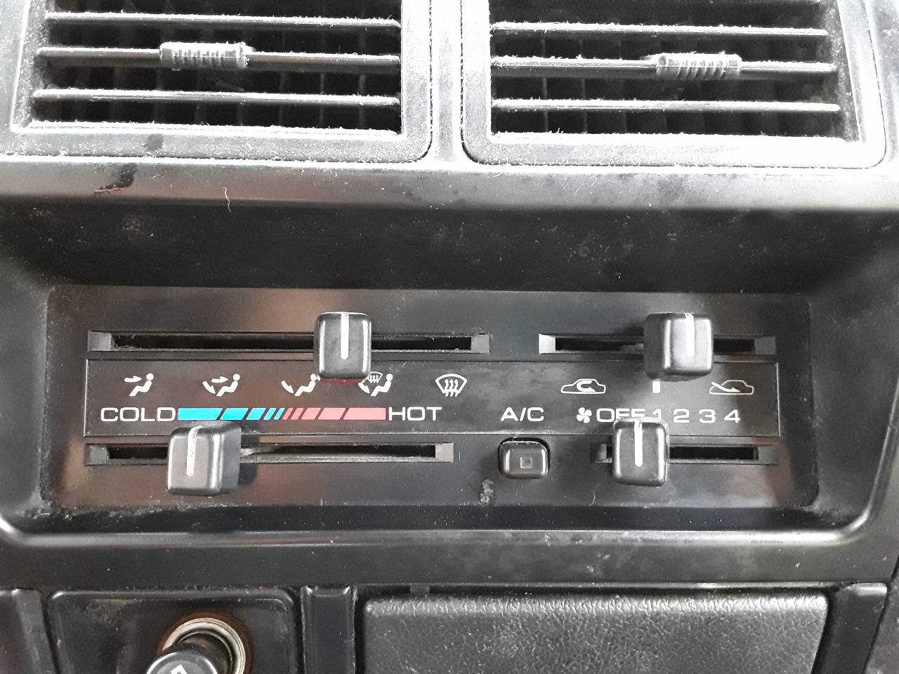 Mando calefaccion / aire acondicionado, foto 1 de 1