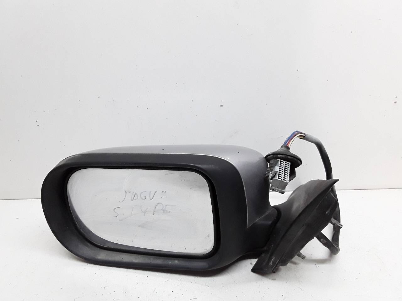Retrovisor izquierdo