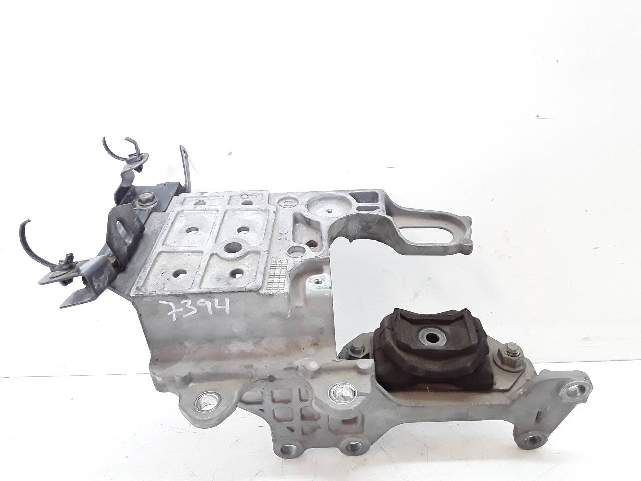 Right engine mount, photo 1 of 4