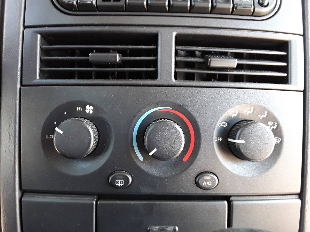 Mando calefaccion / aire acondicionado, foto 1 de 4