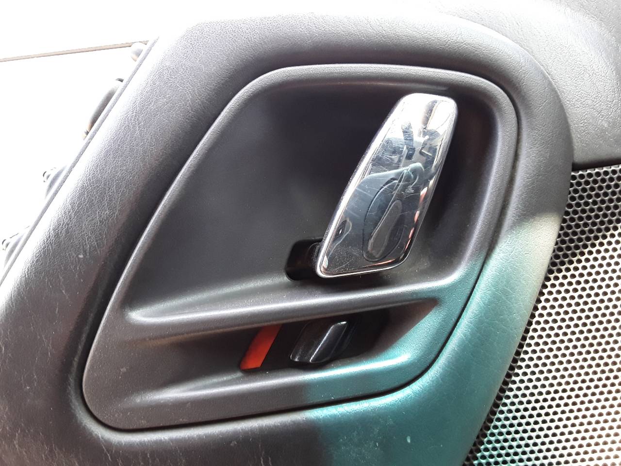 Maneta interior delantera izquierda