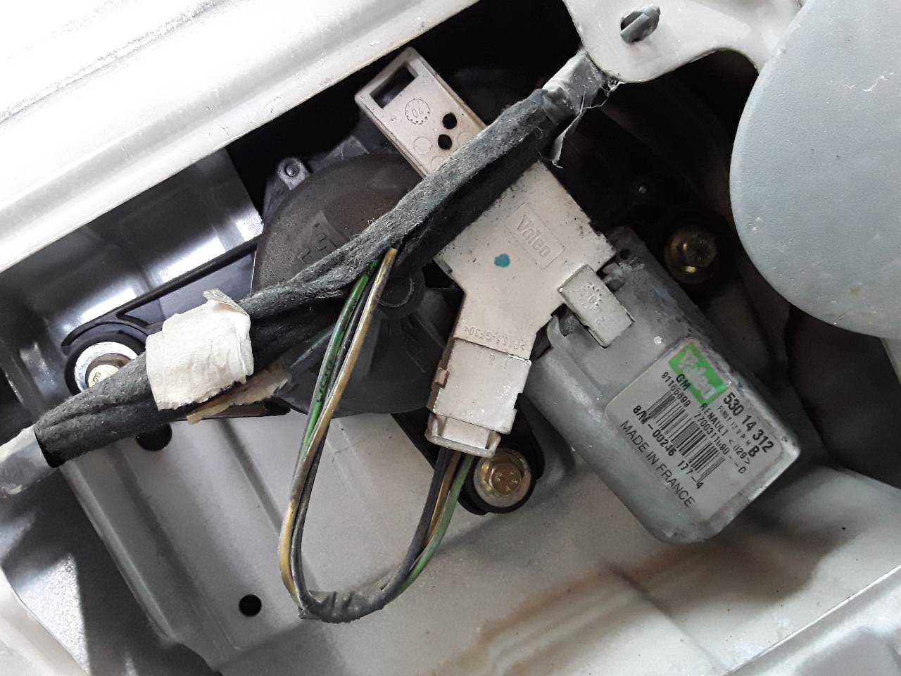 Motor limpia trasero