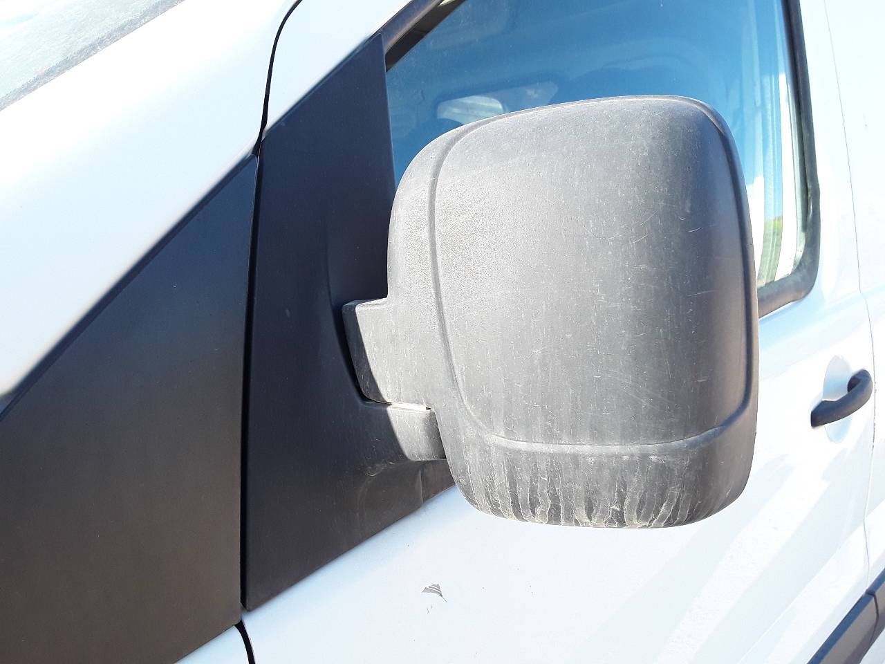 Retrovisor izquierdo