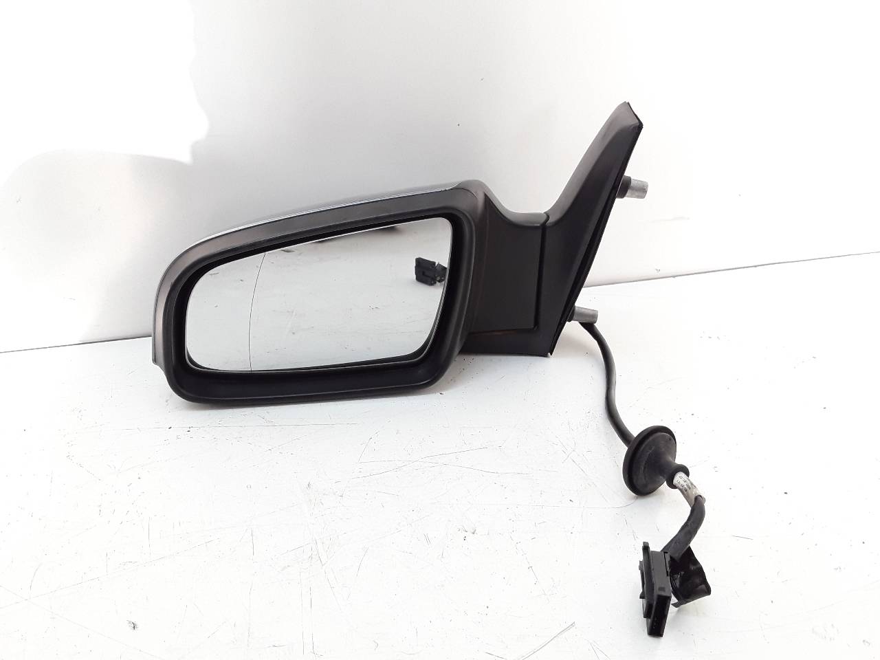 Retrovisor izquierdo