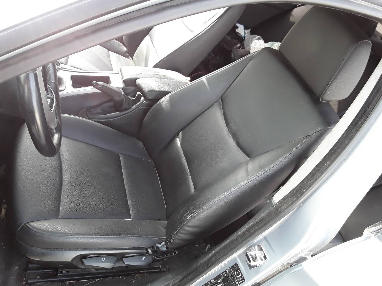 Asiento delantero izquierdo