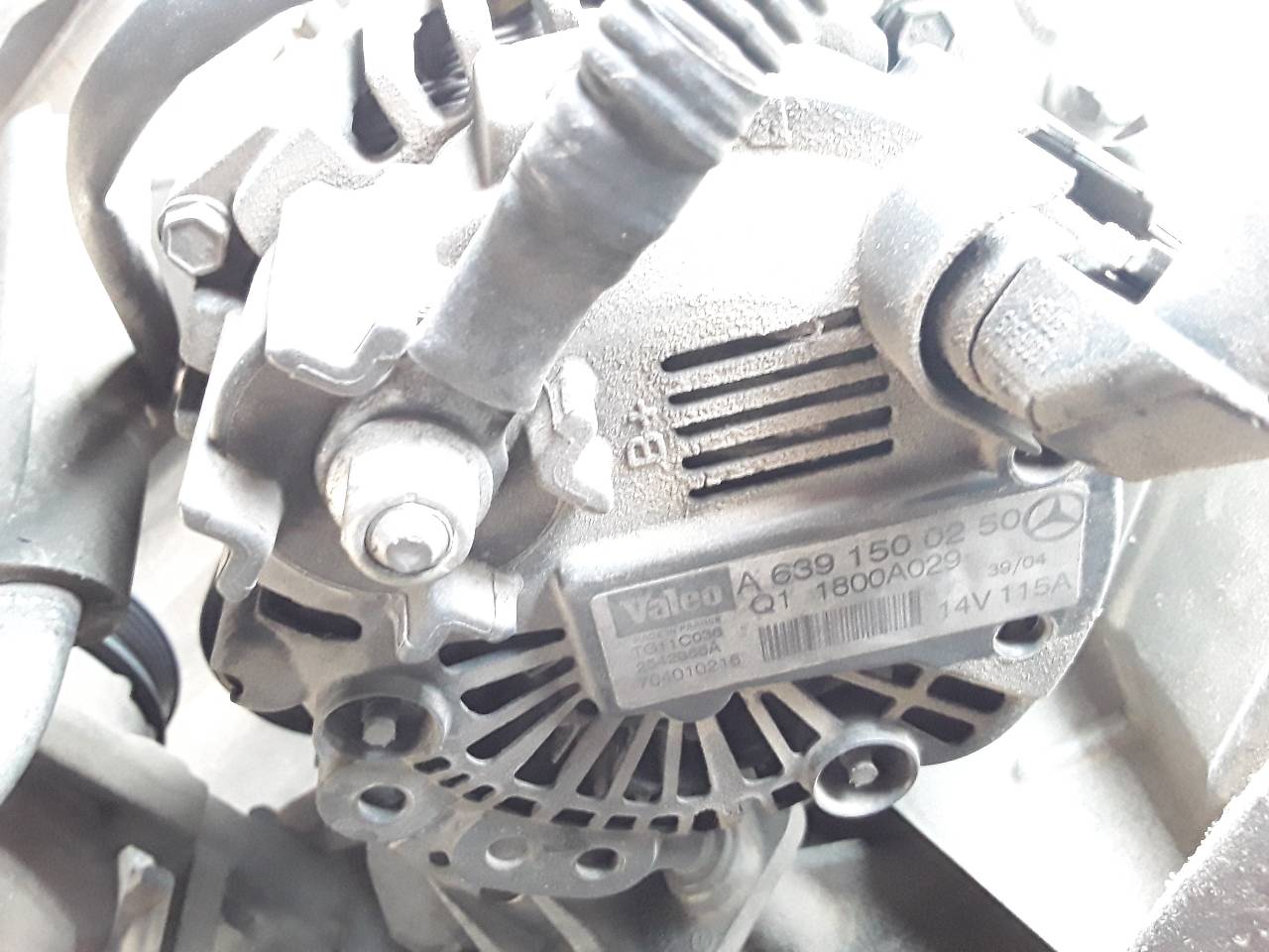 Alternador, foto 1 de 2