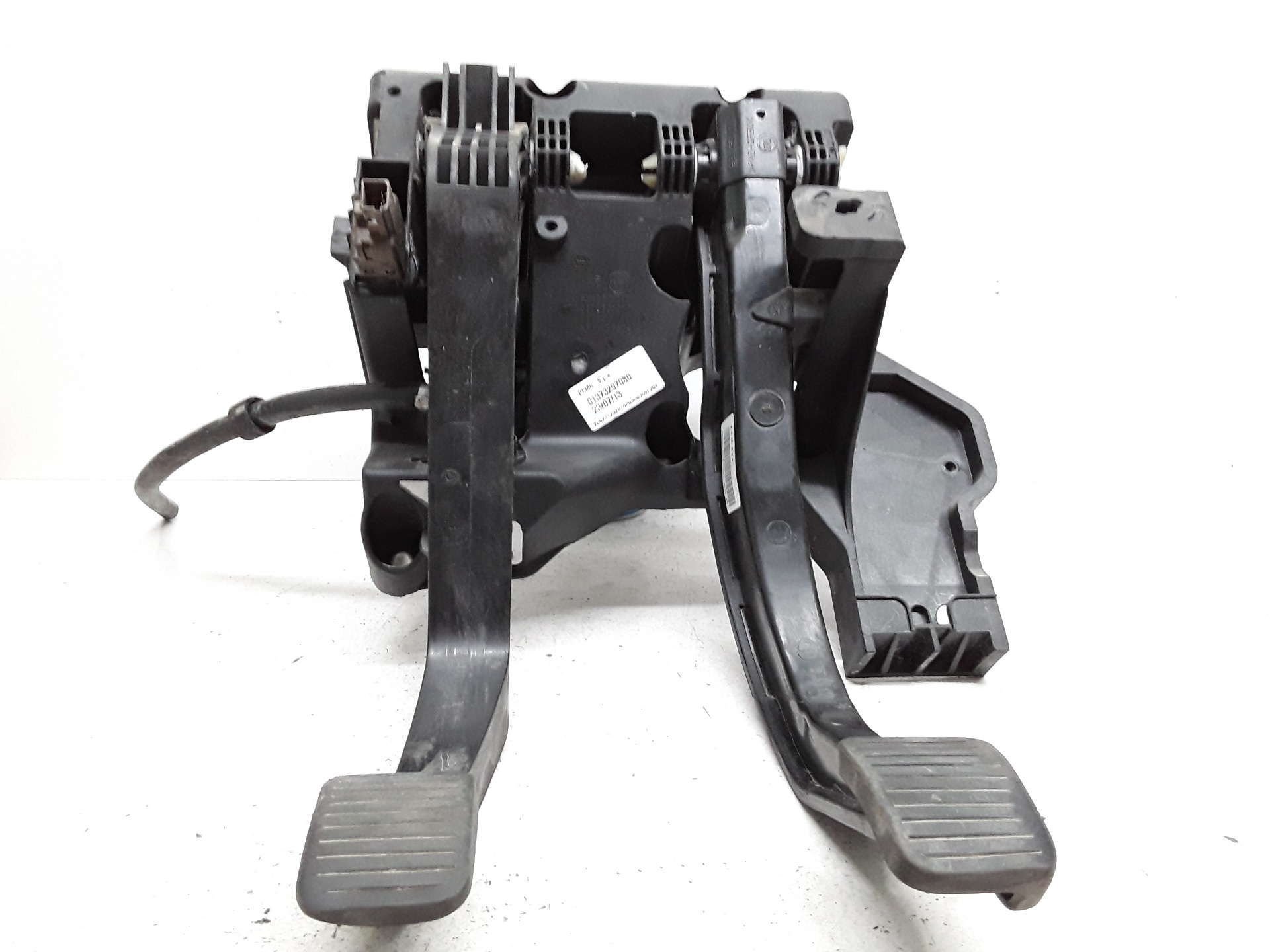Pedal embrague