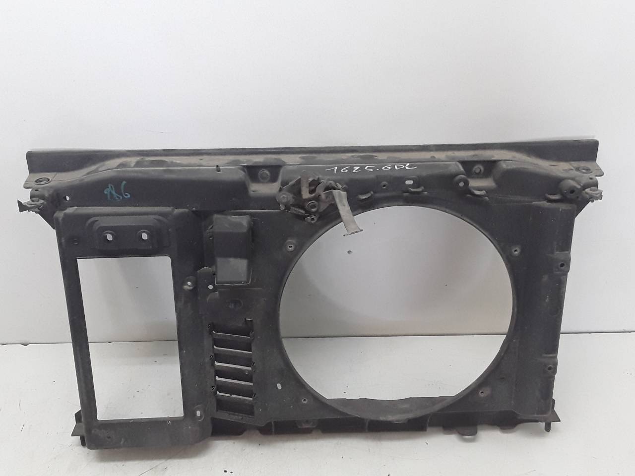 Panel frontal