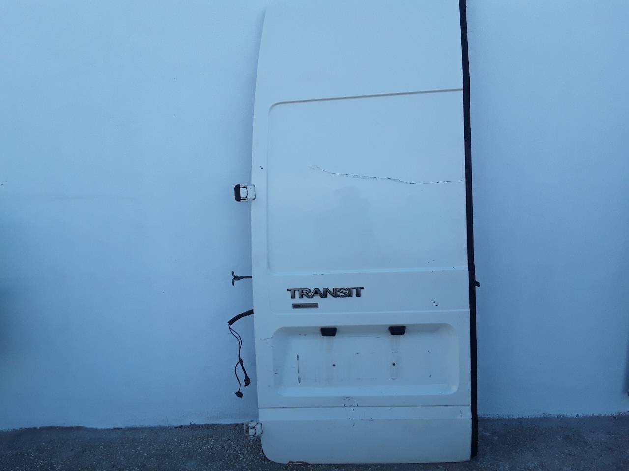 Puerta trasera izquierda