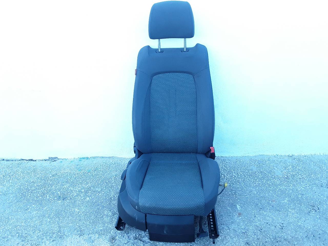 Asiento delantero derecho, foto 1 de 2
