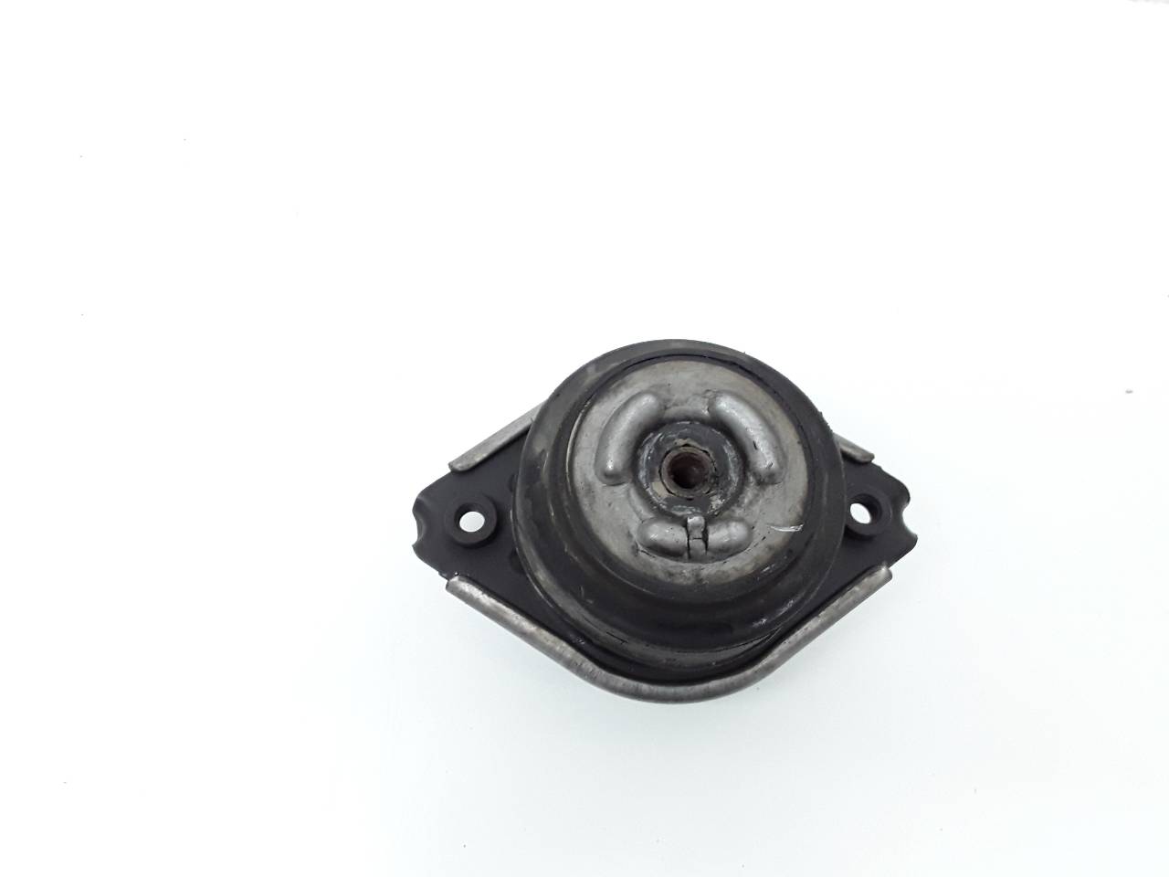 Soporte motor derecho, foto 1 de 6