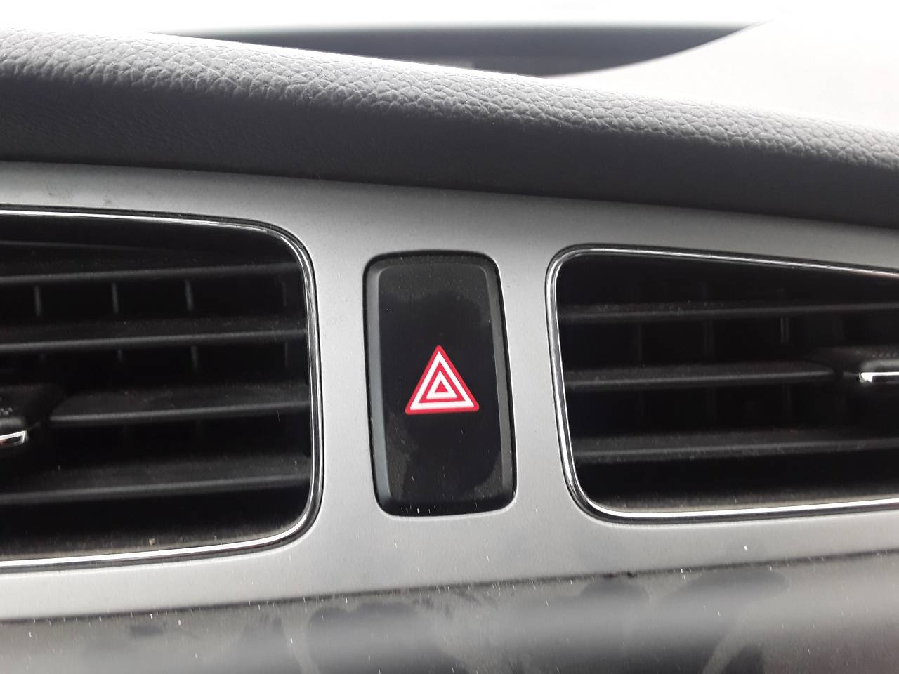 Warning, foto 1 de 1