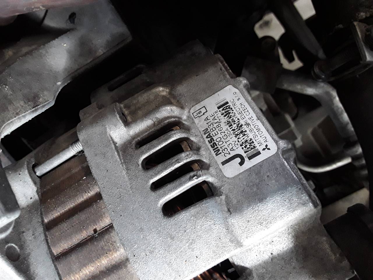 Alternador, foto 1 de 2