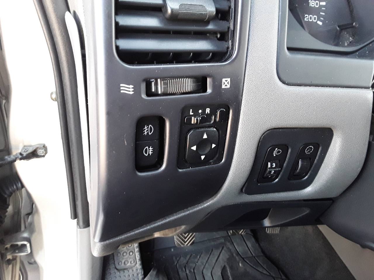 Mirror switch, photo 1 of 1