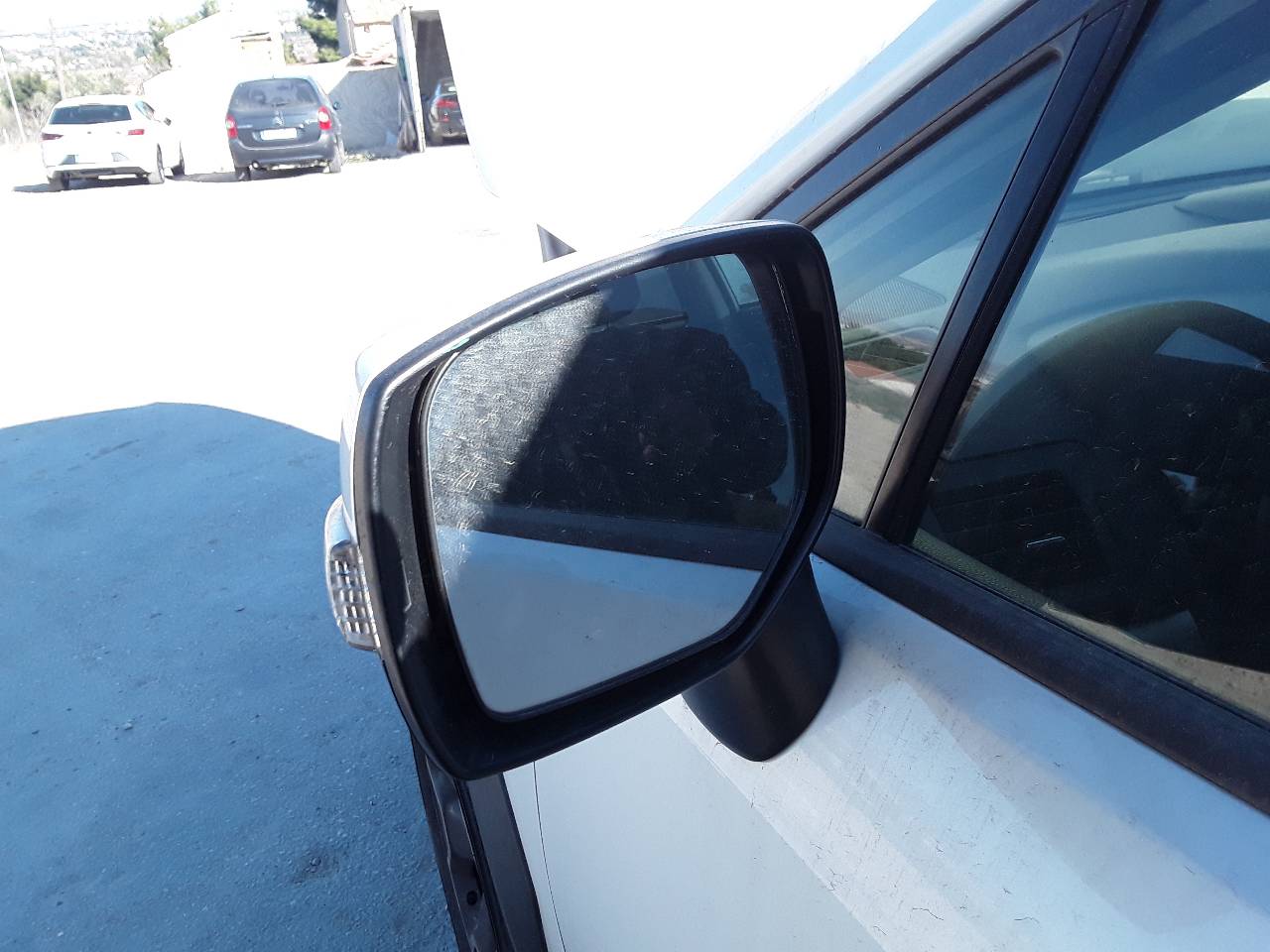 Retrovisor esquerdo, foto 1 de 4