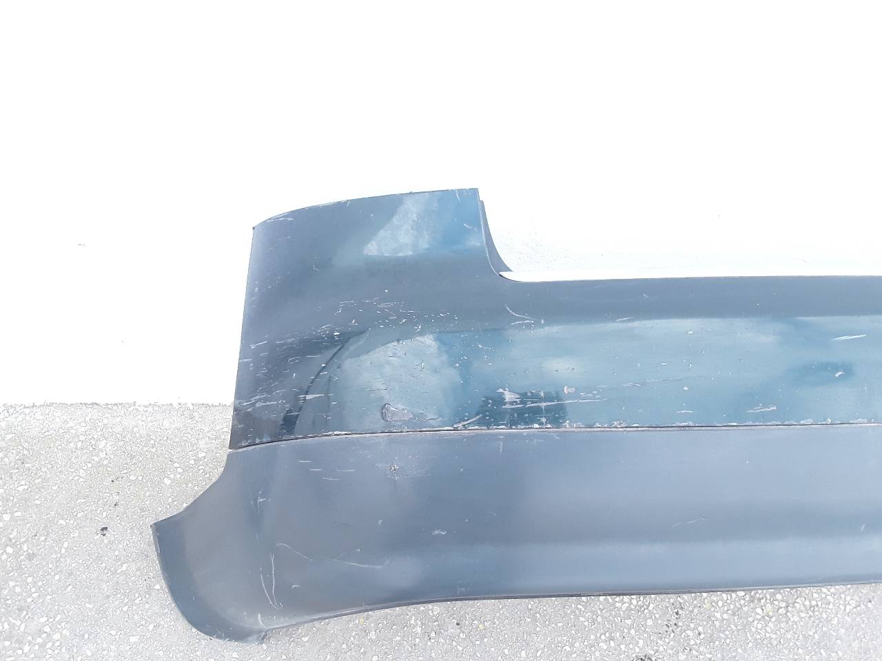 Paragolpes trasero