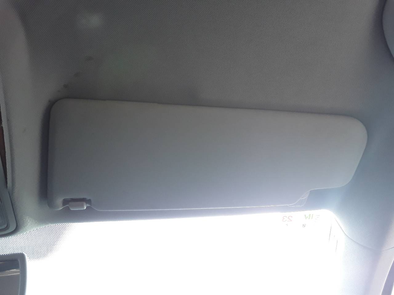 Right sun visor, photo 1 of 2