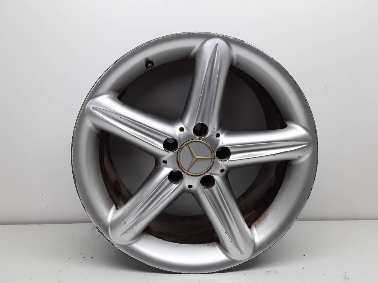 Wheel rim