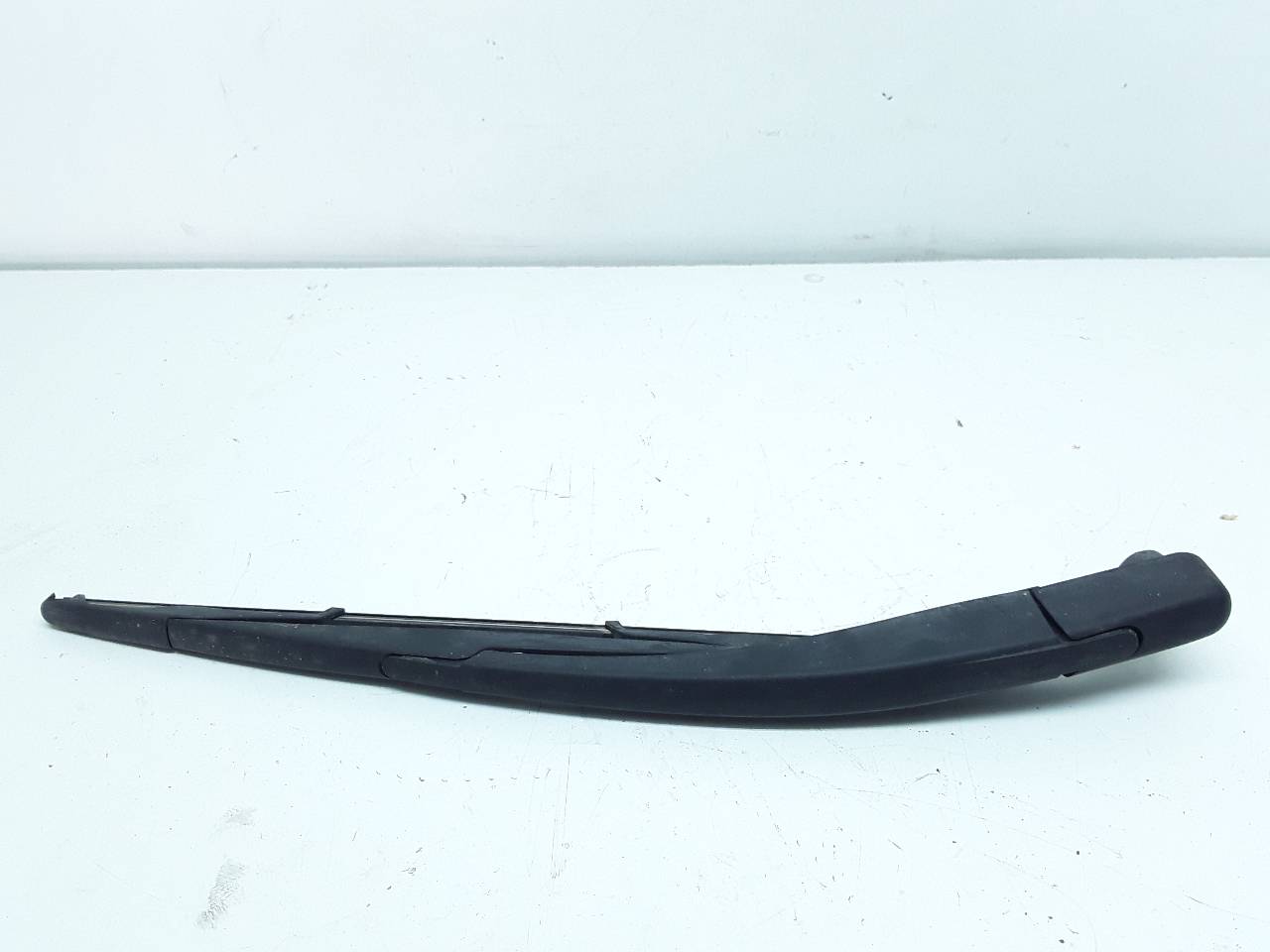 Brazo limpia trasero, foto 1 de 3