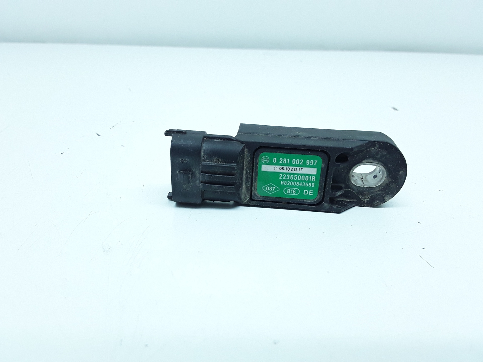 Sensor