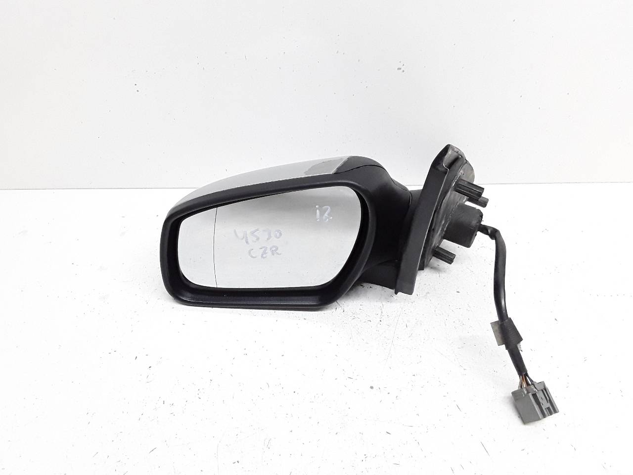 Retrovisor izquierdo