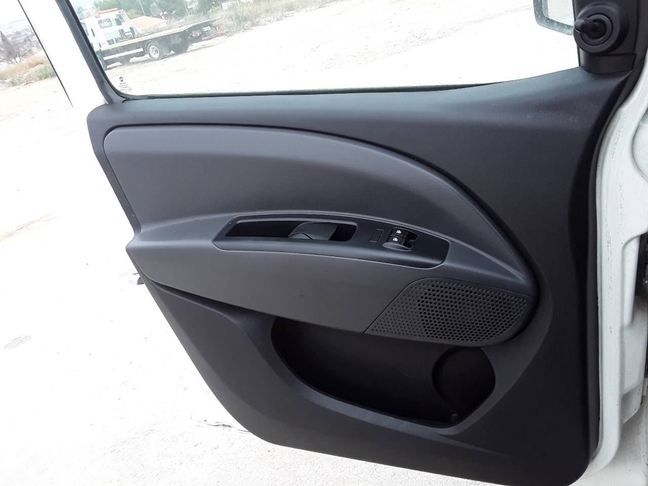 Front left door trim, photo 1 of 1