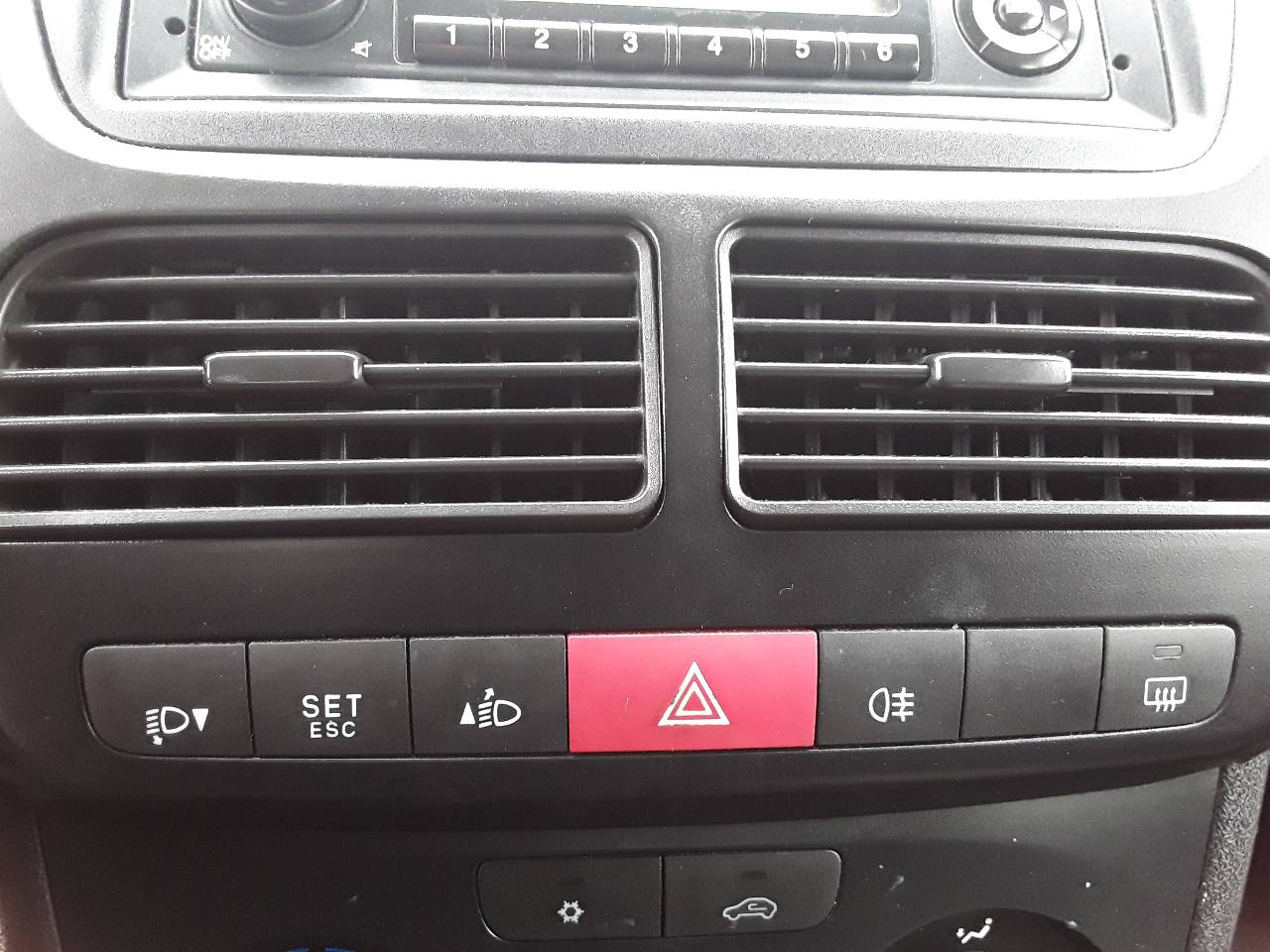 Warning, foto 1 de 1