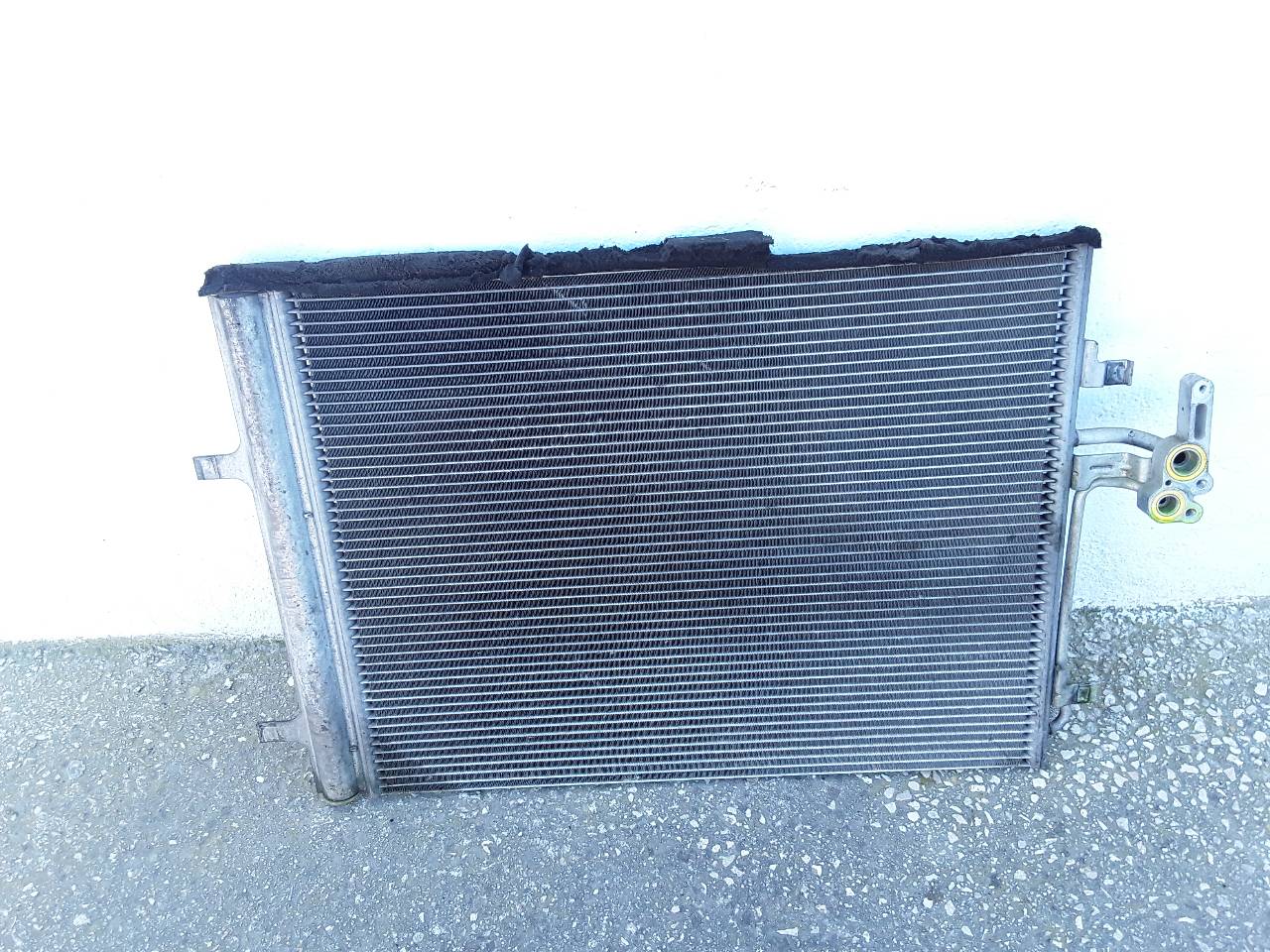 Heater / air conditioning radiator, photo 1 of 2