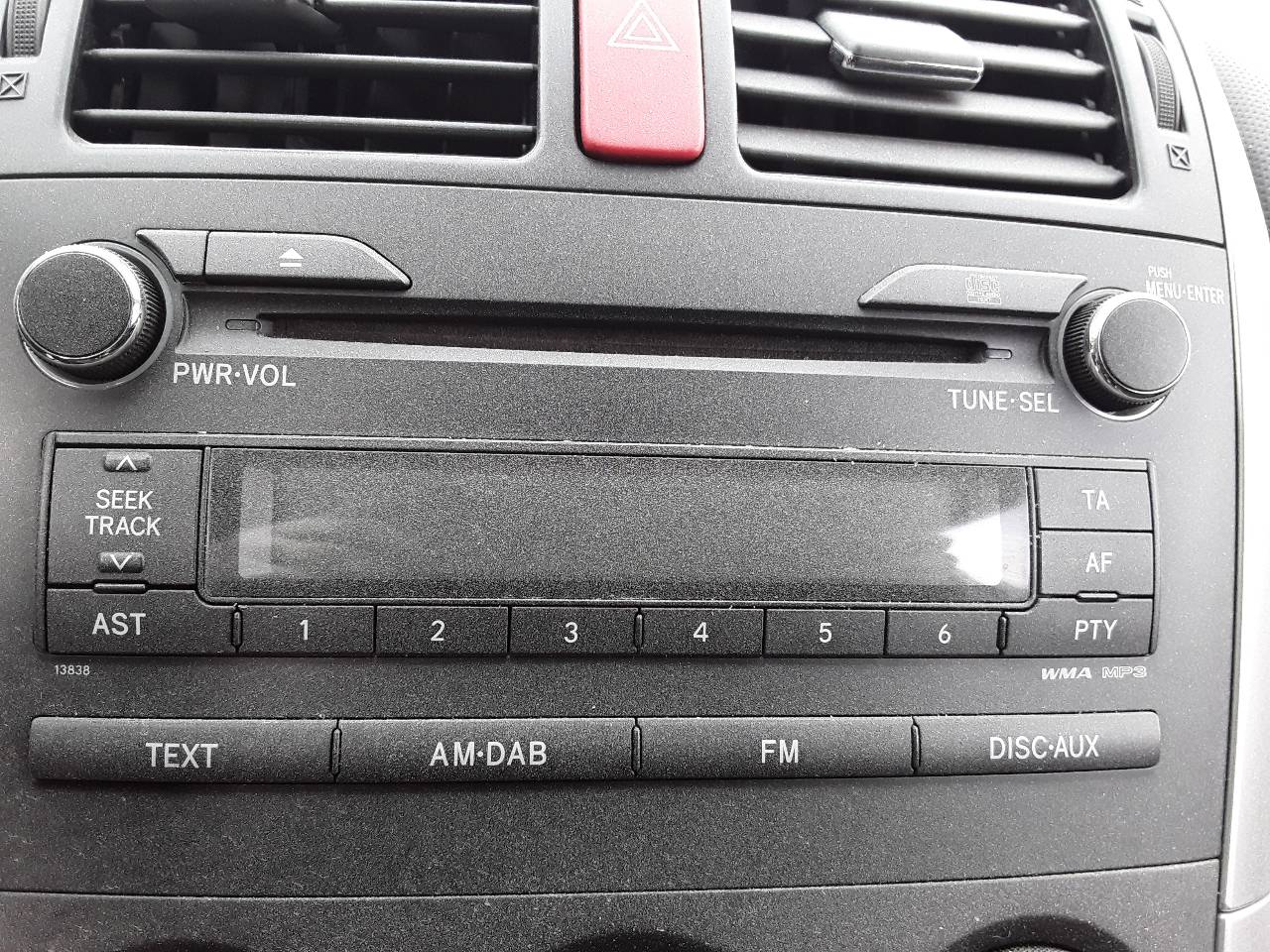 Audio system / CD radio, photo 1 of 4