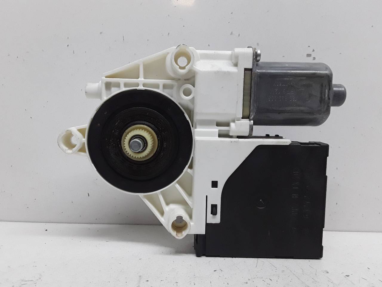 Motor elevalunas delantero derecho, foto 1 de 2