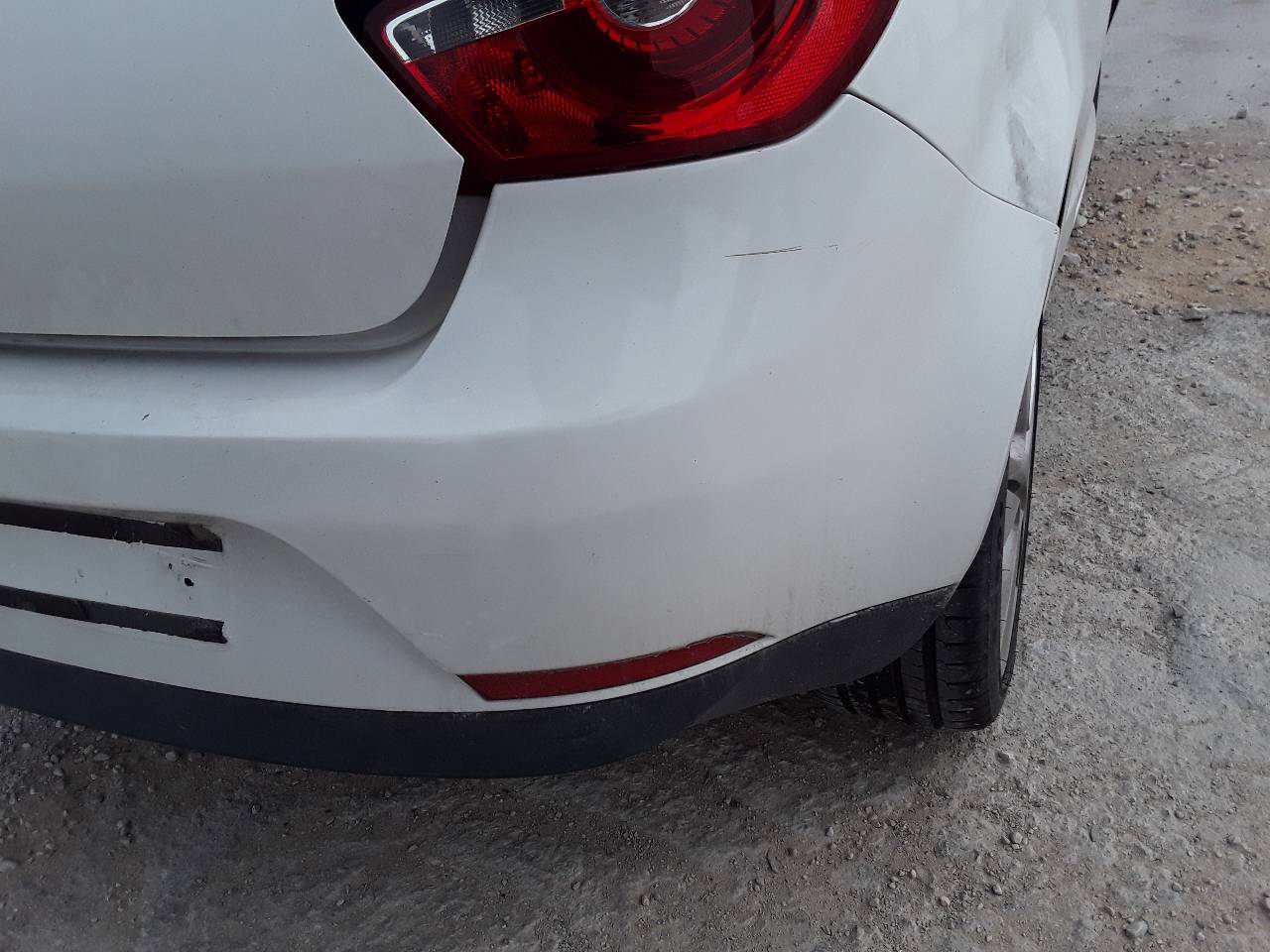 Rear bumper, photo 1 of 8