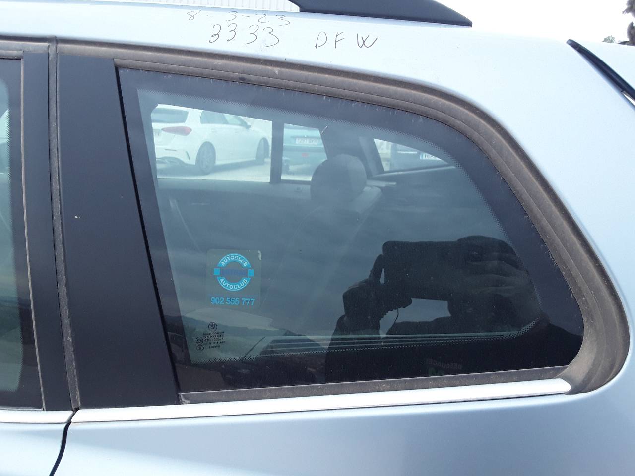 Rear left quarter glass, photo 1 of 1