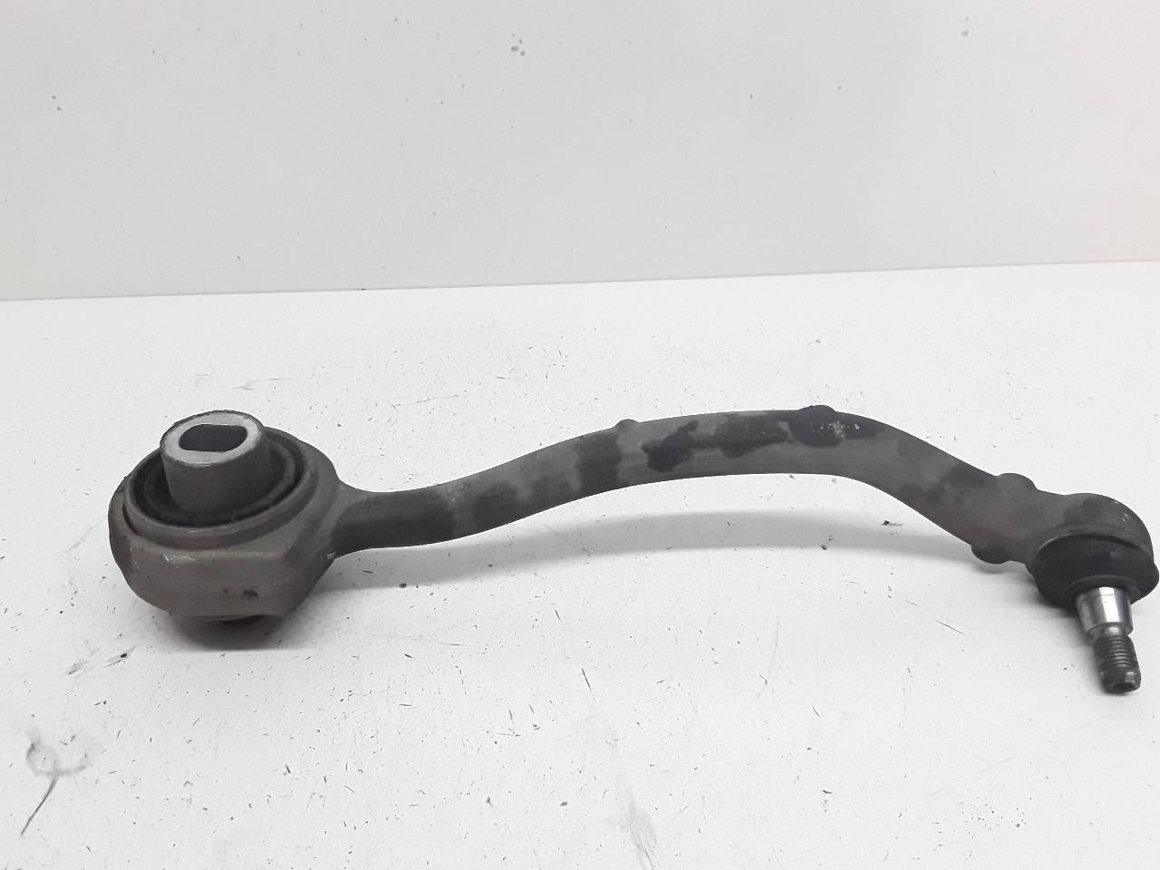 Brazo suspension inferior delantero derecho, foto 1 de 3