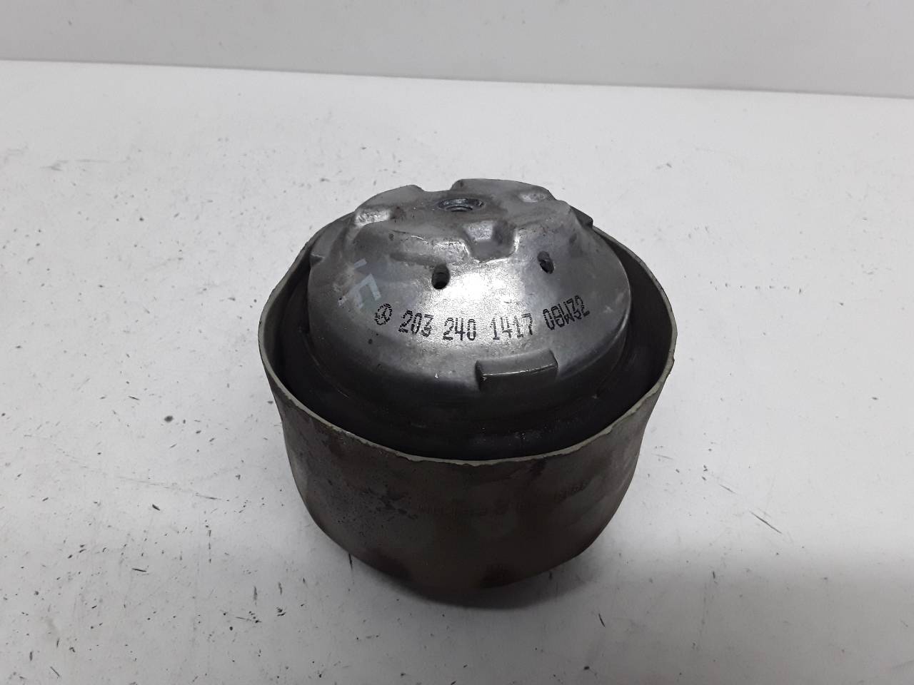 Soporte motor izquierdo