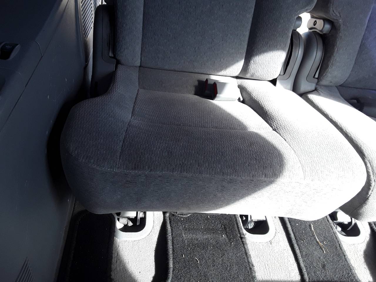 Asiento trasero medio, foto 1 de 3