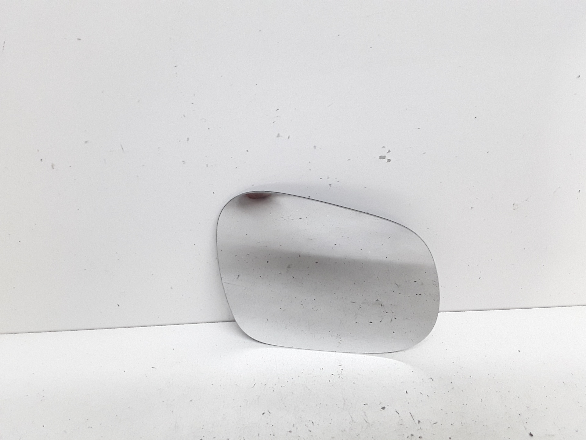 Cristal retrovisor derecho, foto 1 de 2